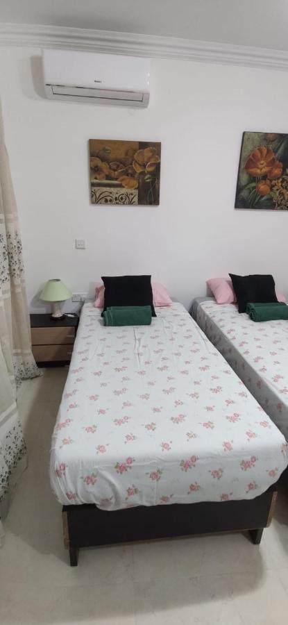 Aquamarine Sea Front Apartments - Elevated Ground Floor With Balcony And Yard Marsaskala Kültér fotó